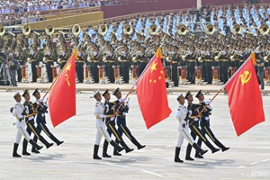 銘記歷史，奮勇前行——公司全員觀看九三閱兵式